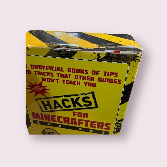 6 Book Set - Hacks for minecrafters - Megan Miller - Picture 8 of 12